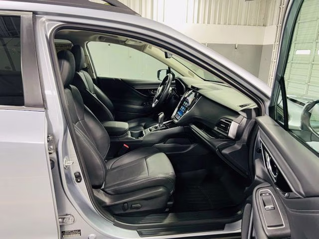 2024 Ice Silver Metallic Subaru Outback Limited AWD SUV