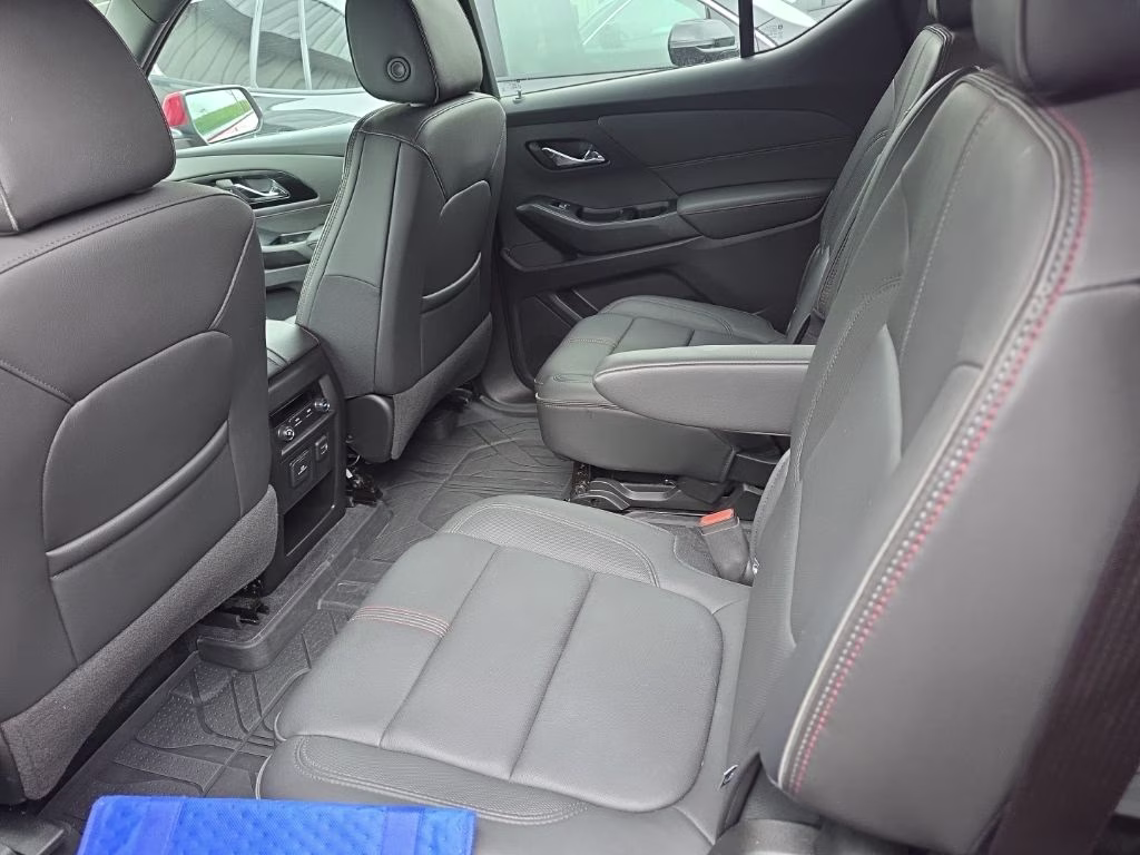 2023 Radiant Red Tintcoat Chevrolet Traverse RS FWD SUV