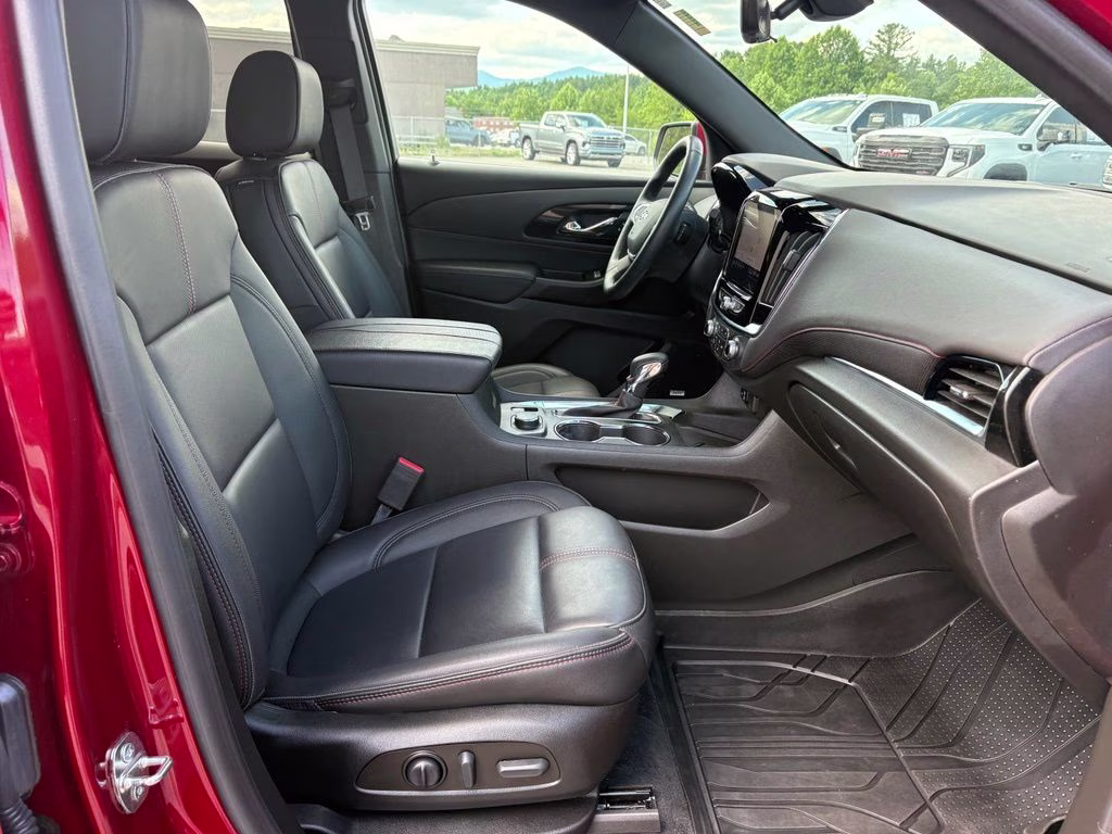 2023 Radiant Red Tintcoat Chevrolet Traverse RS FWD SUV