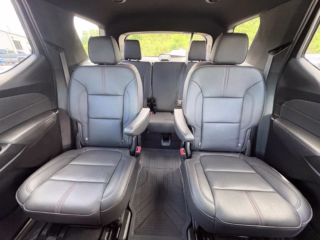 2023 Radiant Red Tintcoat Chevrolet Traverse RS FWD SUV