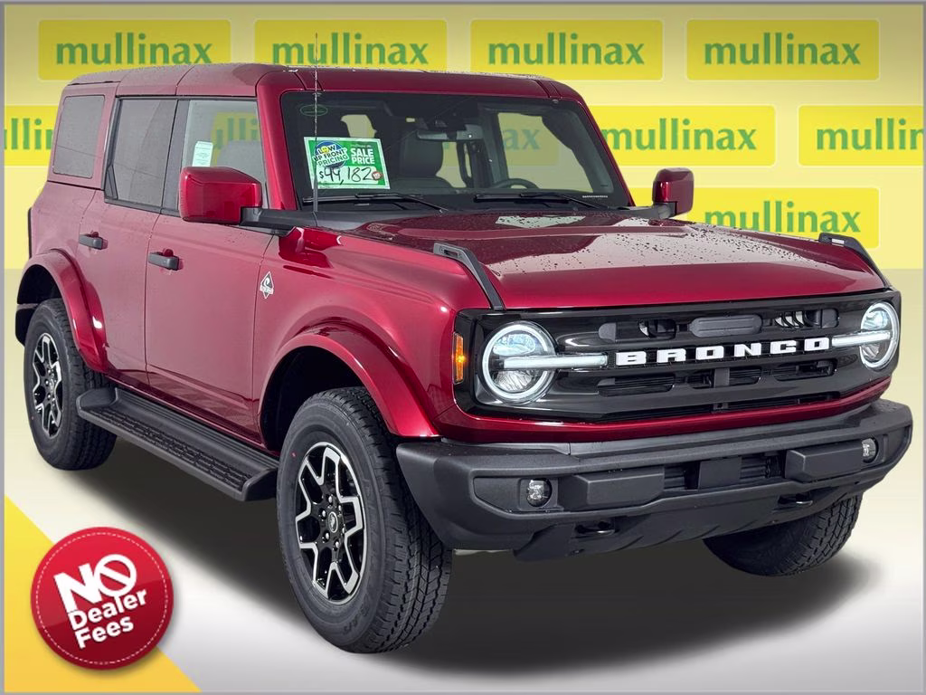 2026 Ruby Red Met Tinted CC Ford Bronco Outer Banks 4X4 SUV