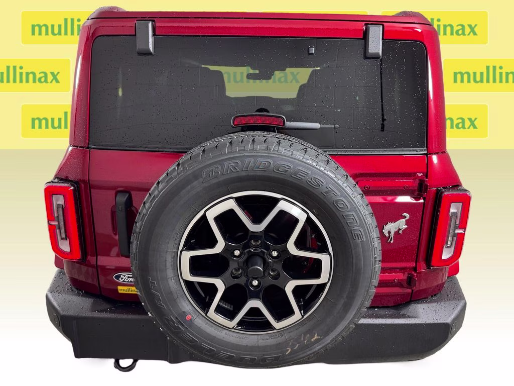 2026 Ruby Red Met Tinted CC Ford Bronco Outer Banks 4X4 SUV