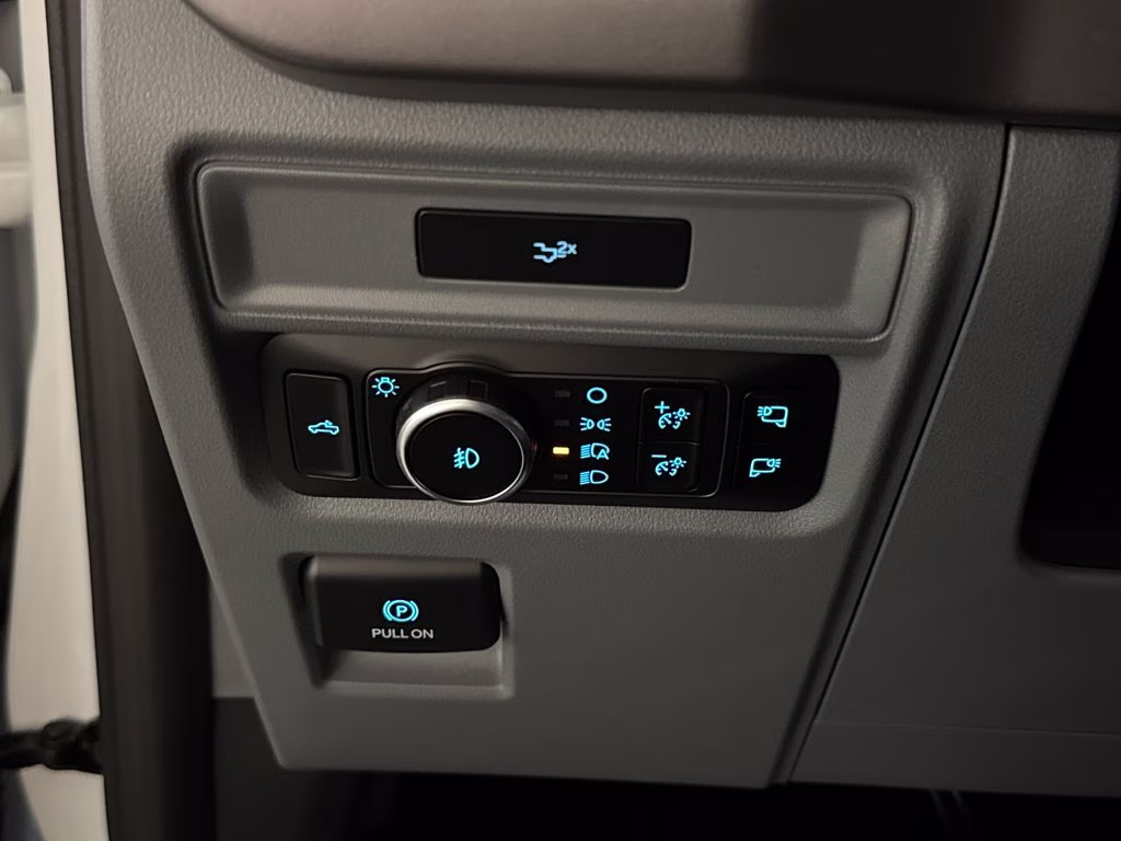 2026 Oxford White Ford F-150 XLT RWD Truck