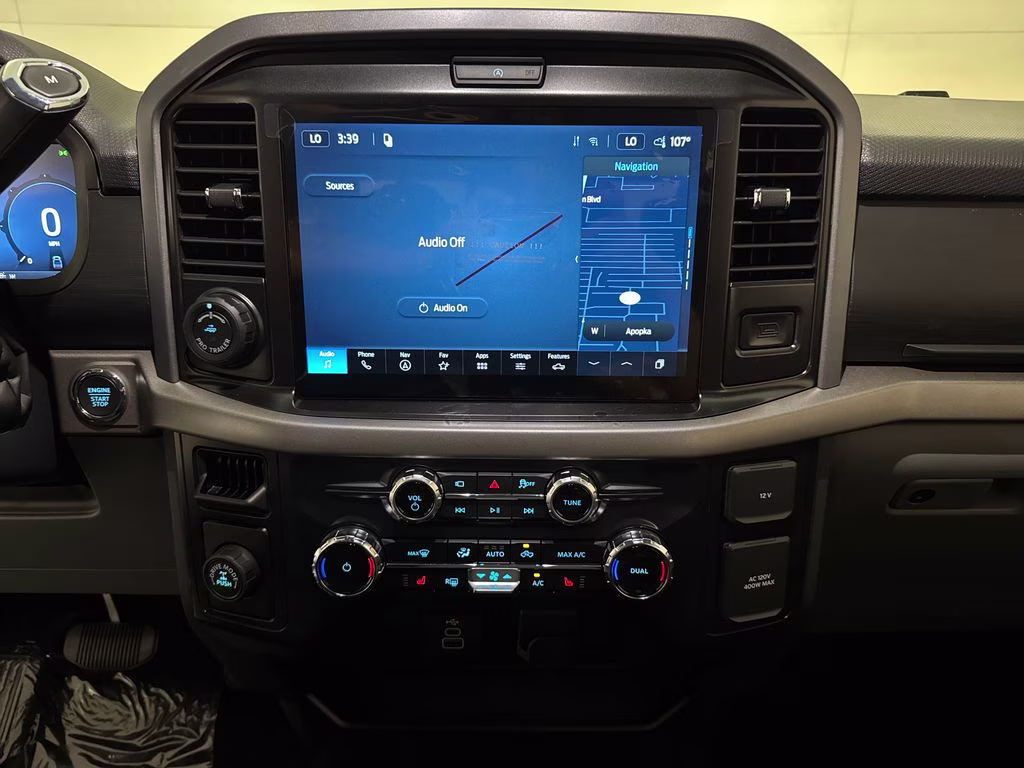 2026 Oxford White Ford F-150 XLT RWD Truck