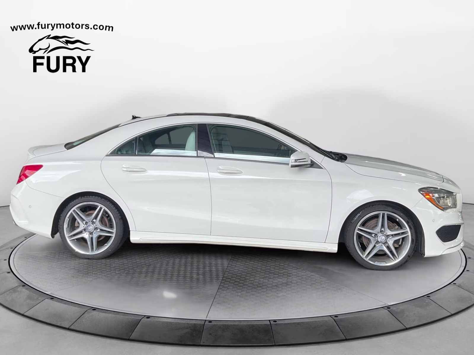 Used 2014 Mercedes-Benz CLA-Class CLA250 with VIN WDDSJ4EB1EN042457 for sale in South Saint Paul, Minnesota