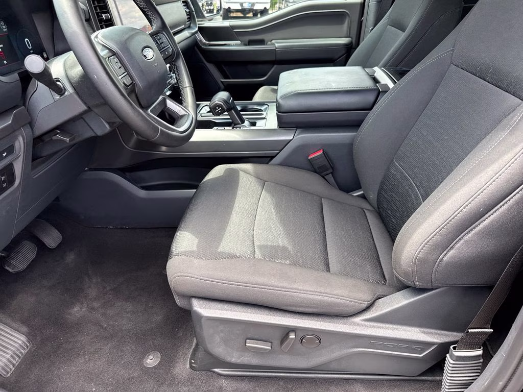 2024 Agate Black Metallic Ford F-150 XLT 4X4 Truck
