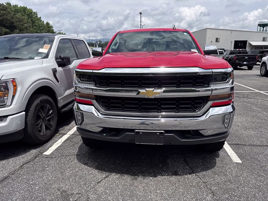 2018 Red Hot Chevrolet Silverado 1500 LT 4X4 Truck