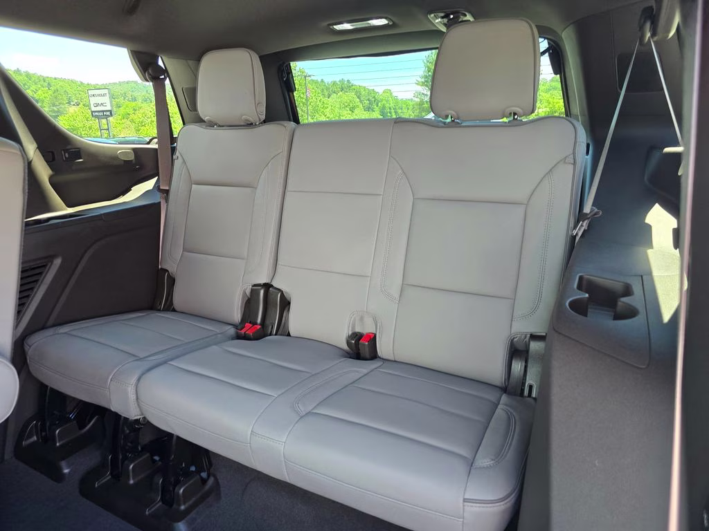 2023 Sterling Metallic GMC Yukon SLT RWD SUV
