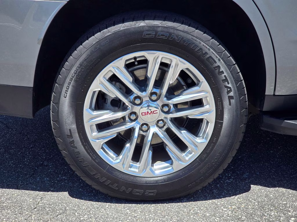 2023 Sterling Metallic GMC Yukon SLT RWD SUV