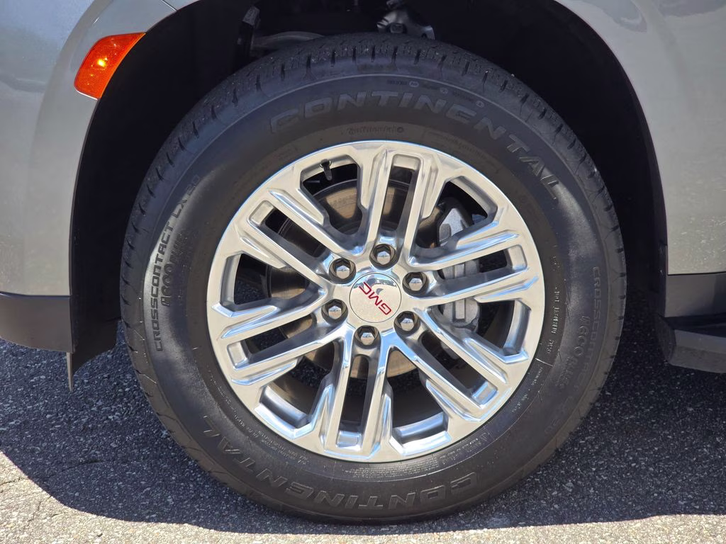 2023 Sterling Metallic GMC Yukon SLT RWD SUV