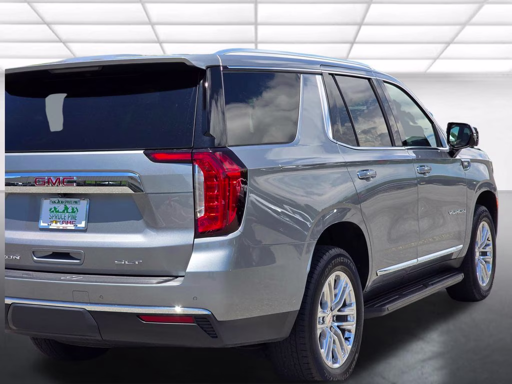 2023 Sterling Metallic GMC Yukon SLT RWD SUV
