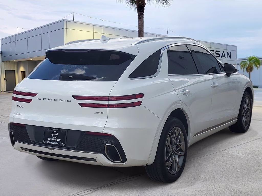 2025 Uyuni White Genesis GV70 2.5T AWD SUV