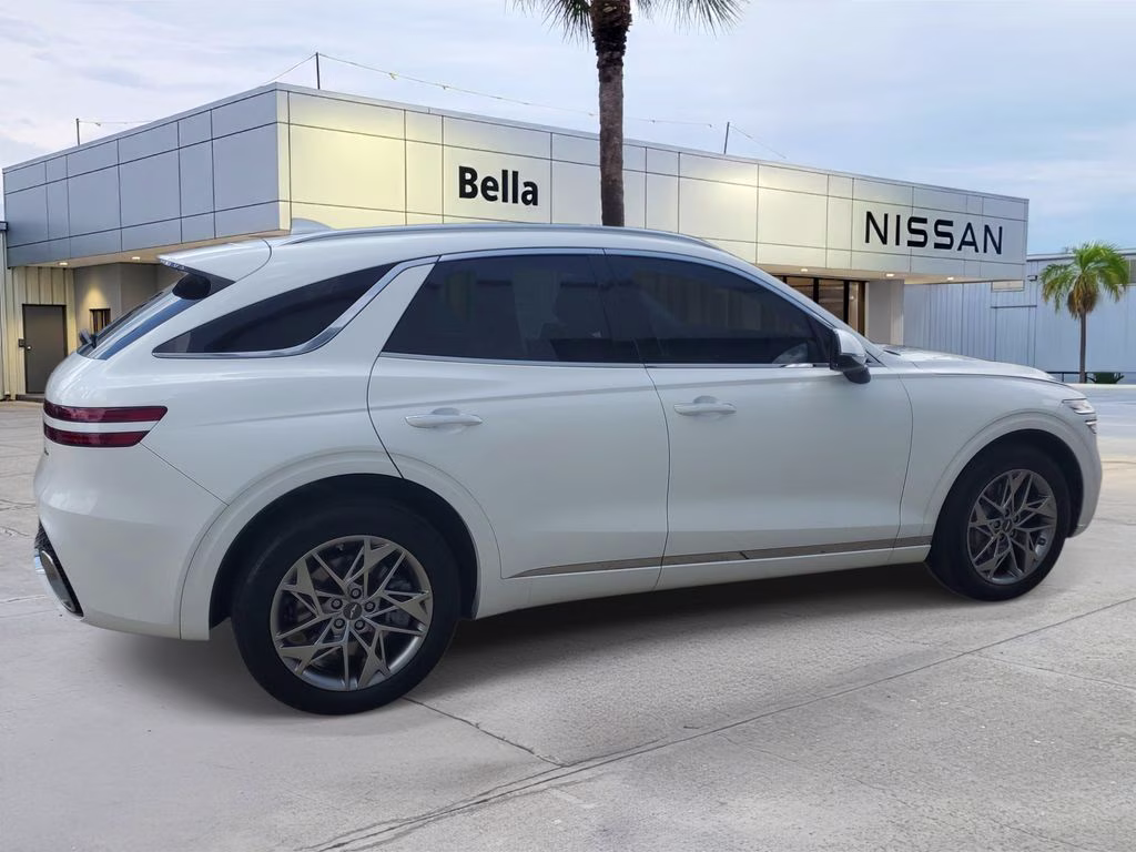 2025 Uyuni White Genesis GV70 2.5T AWD SUV