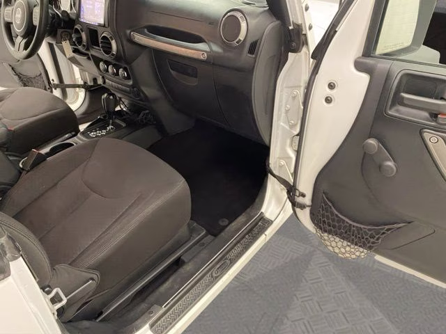 2017 Bright White Clearcoat Jeep Wrangler Sport 4X4 SUV