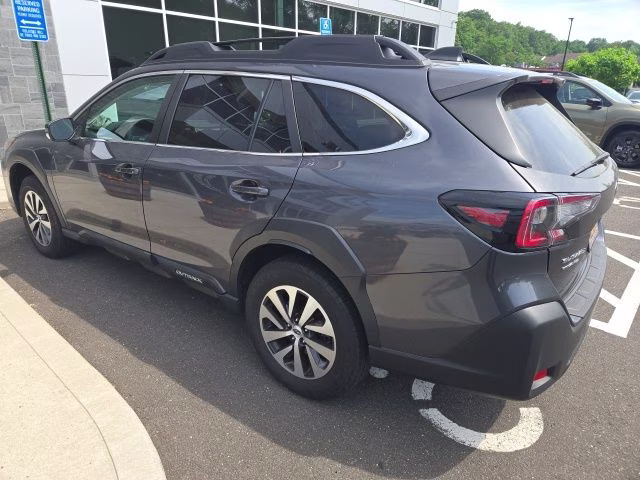 2023 Magnetite Gray Metallic Subaru Outback Premium AWD SUV