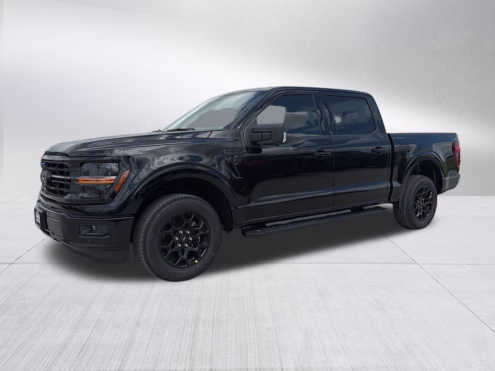 2026 Agate Black Metallic Ford F-150 XLT RWD Truck