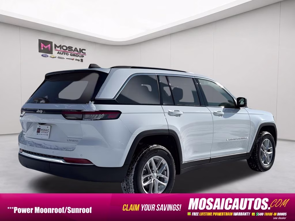 2026 Bright White Clearcoat Jeep Grand Cherokee Laredo 4X4 SUV