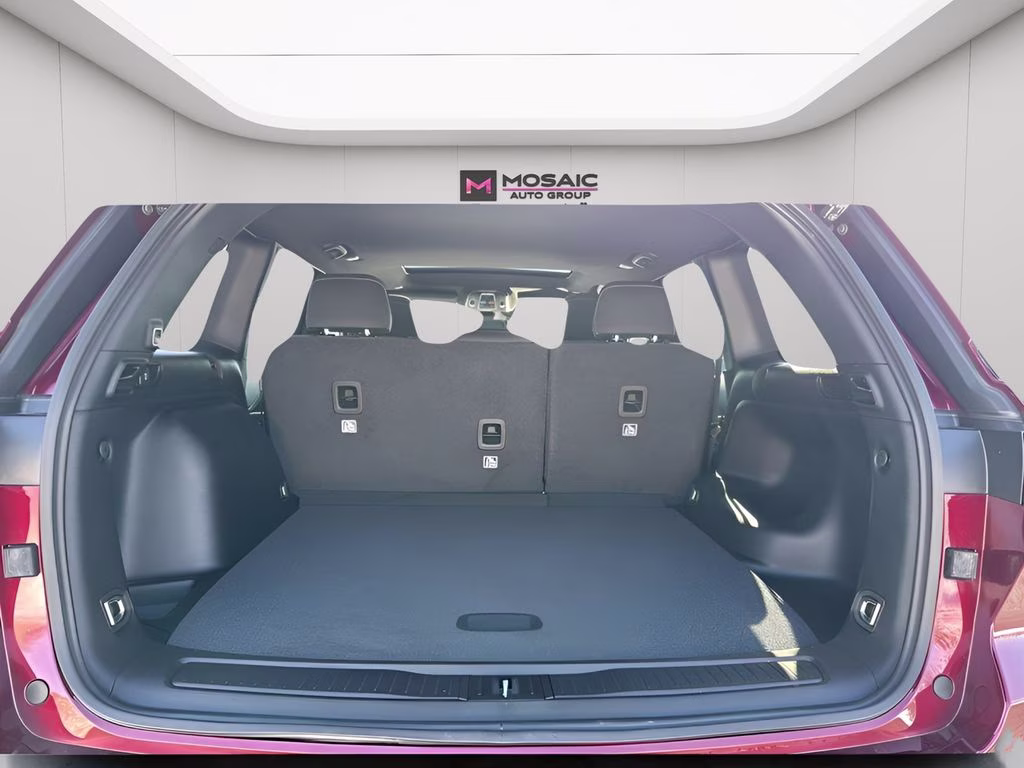 2026 Velvet Red Pearlcoat Jeep Grand Cherokee Laredo 4X4 SUV