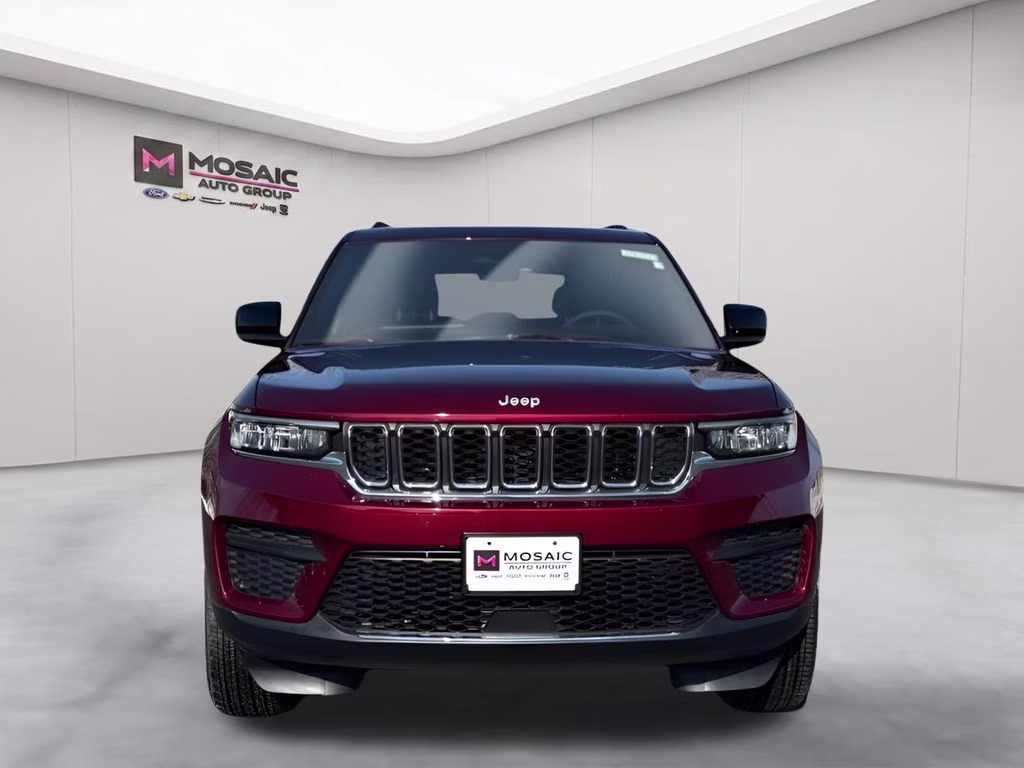 2026 Velvet Red Pearlcoat Jeep Grand Cherokee Laredo 4X4 SUV