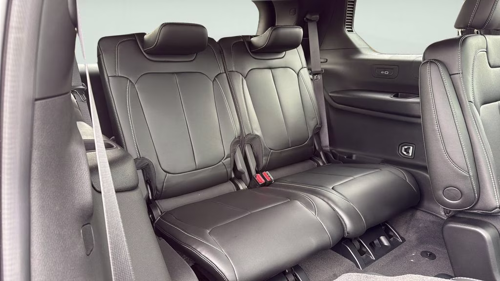 2026 Baltic Gray Metallic Clearcoat Jeep Grand Cherokee L Limited 4X4 SUV