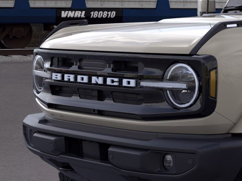 2026 Desert Sand Ford Bronco Outer Banks 4X4 SUV