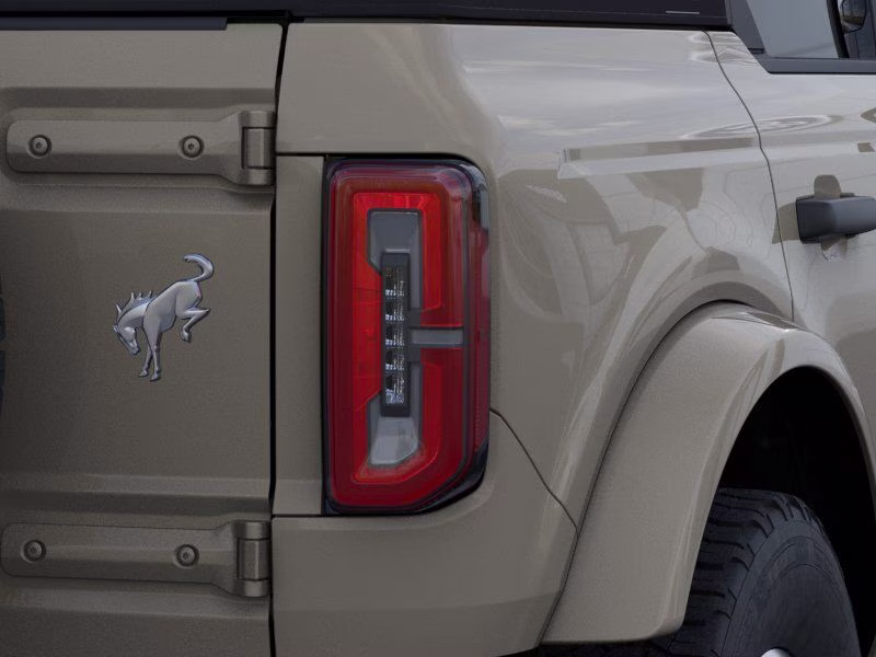 2026 Desert Sand Ford Bronco Outer Banks 4X4 SUV