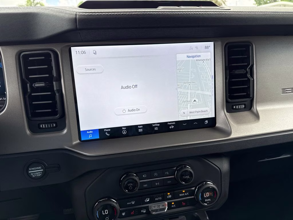 2026 Avalanche Gray Ford Bronco Outer Banks 4X4 SUV