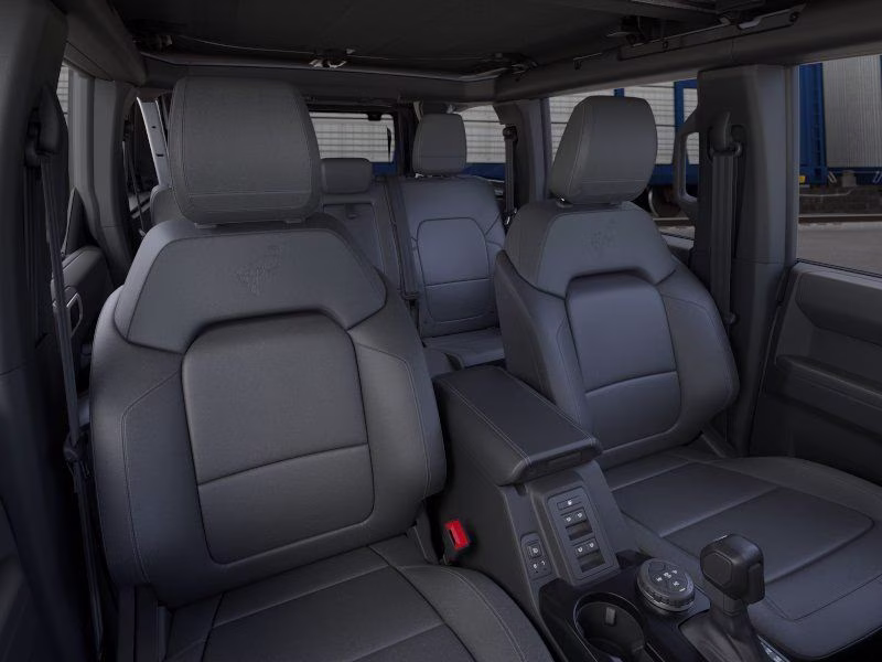 2026 Avalanche Ford Bronco Outer Banks 4X4 SUV