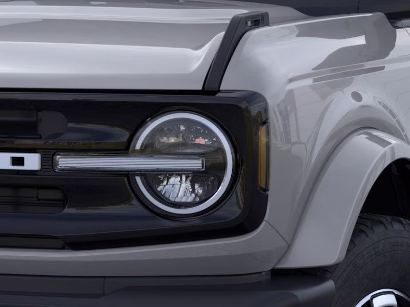 2026 Avalanche Ford Bronco Outer Banks 4X4 SUV