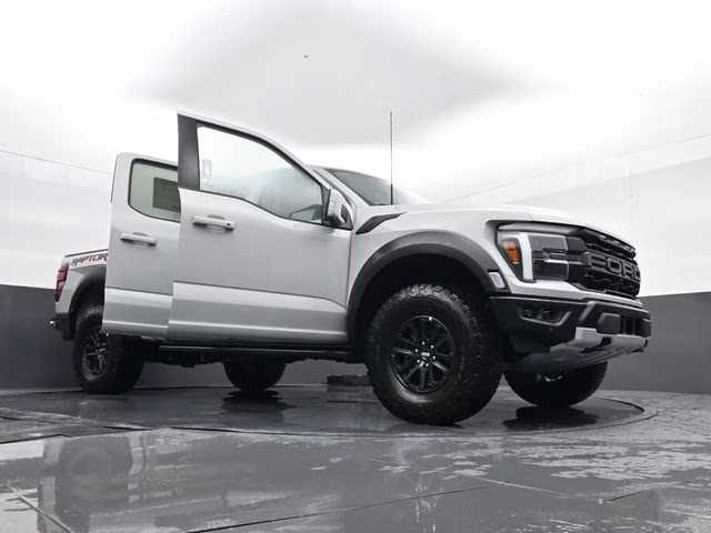 2026 Avalanche Ford F-150 Raptor 4X4 Truck