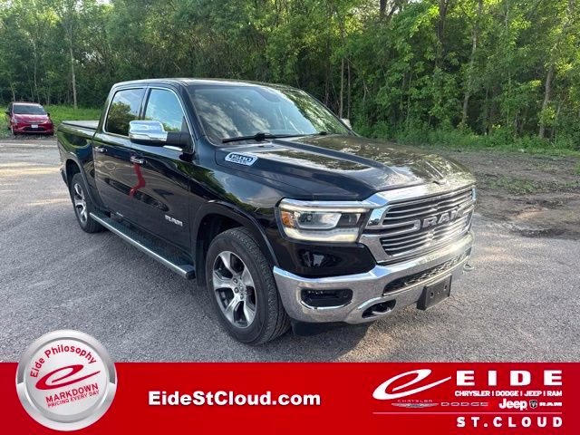 2019 Diamond Black Crystal Pearlcoat Ram 1500 Laramie 4X4 Truck