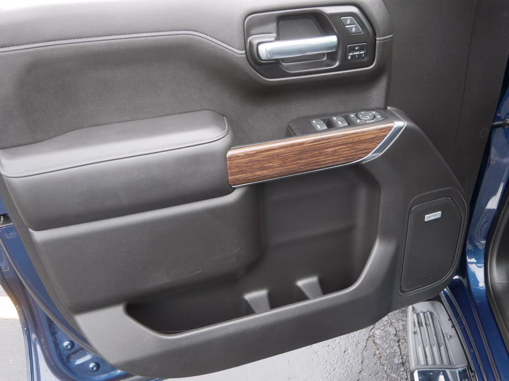 2021 Northsky Blue Metallic Chevrolet Silverado 1500 High Country 4X4 Truck
