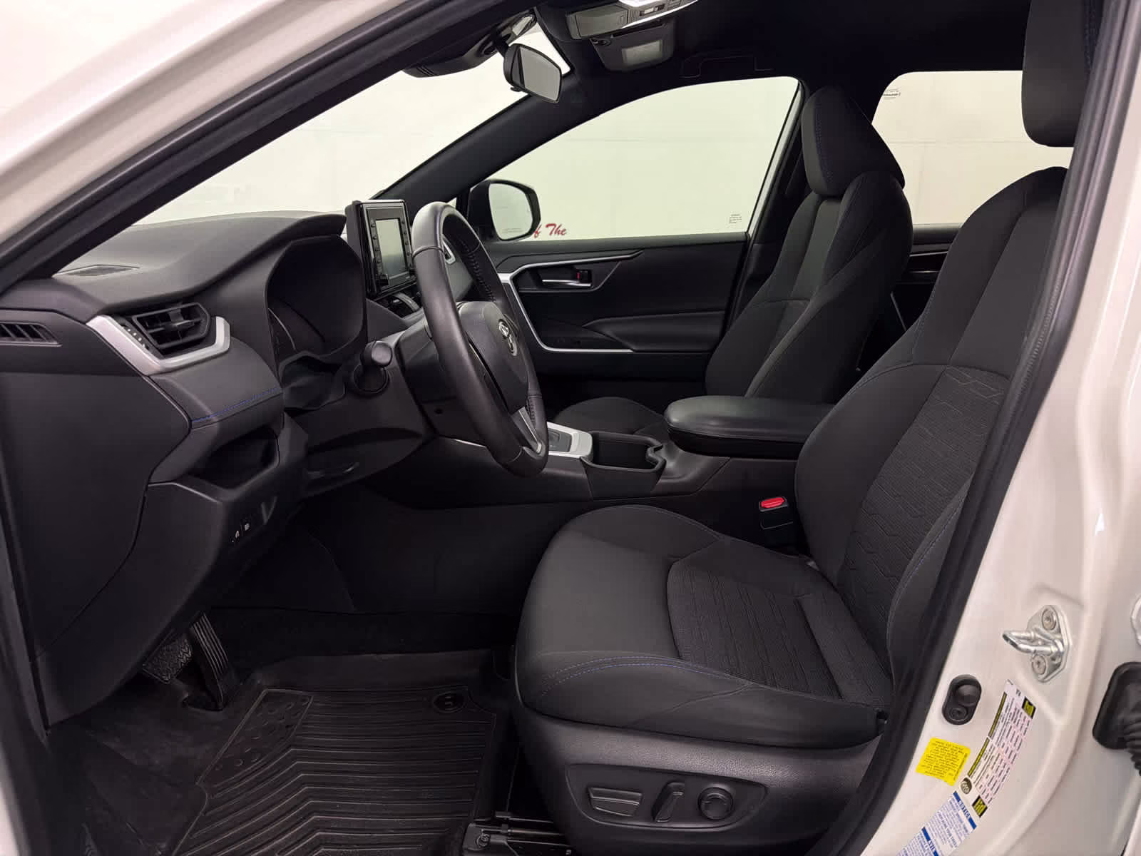 2022 Blizzard Pearl Toyota RAV4 Hybrid SE AWD SUV