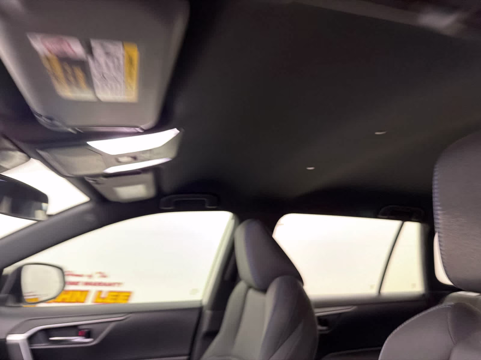 2022 Blizzard Pearl Toyota RAV4 Hybrid SE AWD SUV