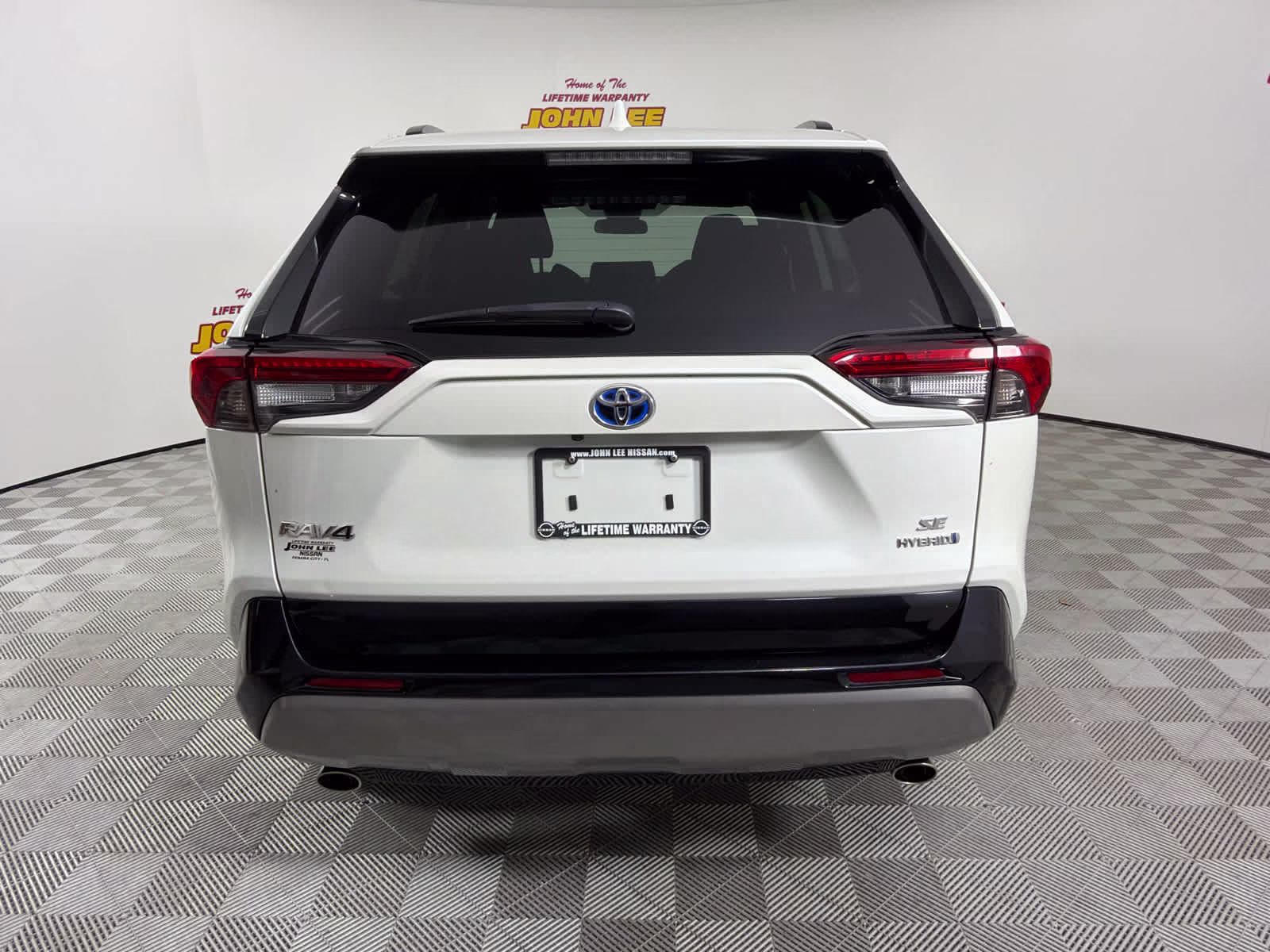 2022 Blizzard Pearl Toyota RAV4 Hybrid SE AWD SUV