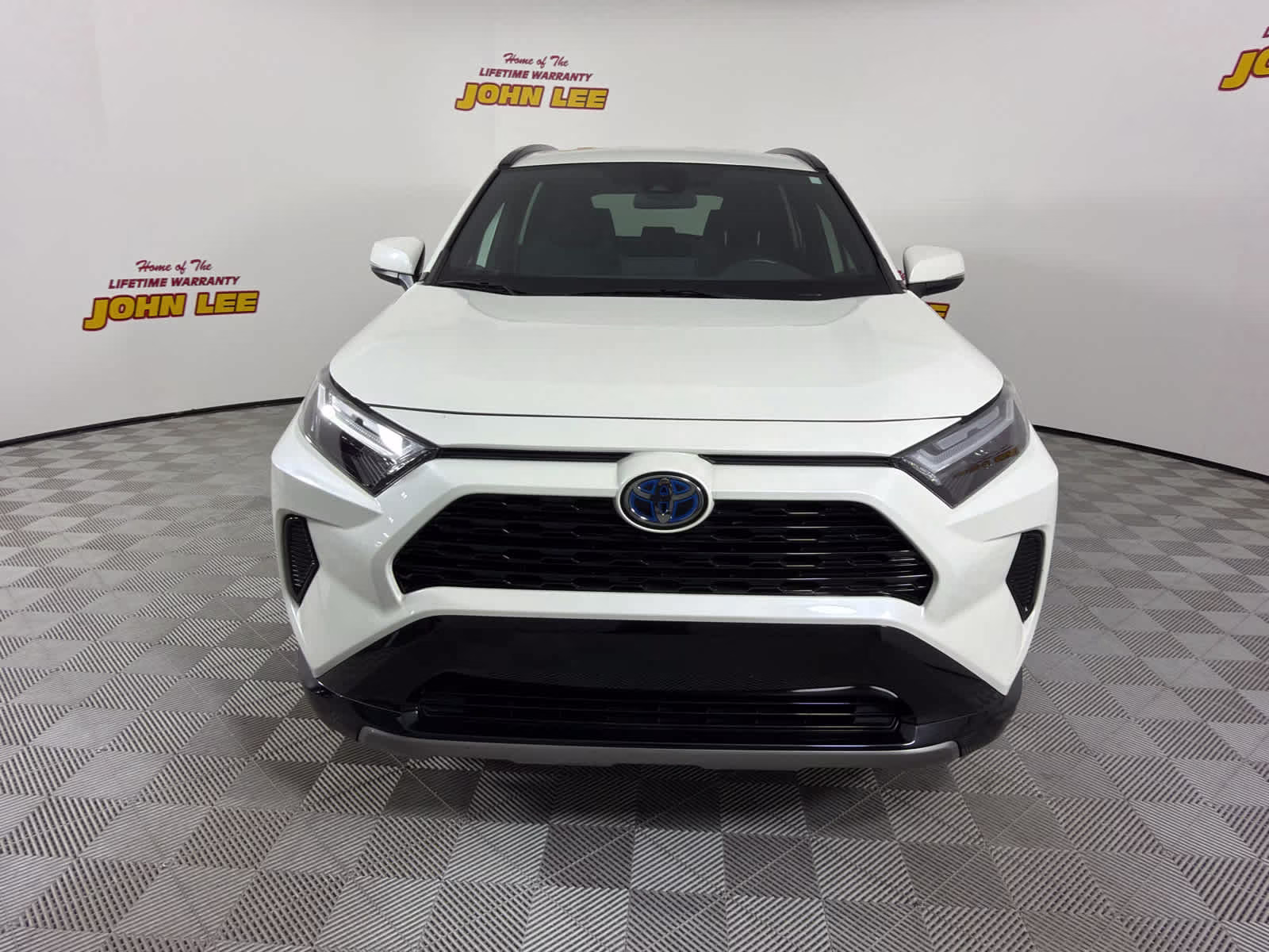 2022 Blizzard Pearl Toyota RAV4 Hybrid SE AWD SUV