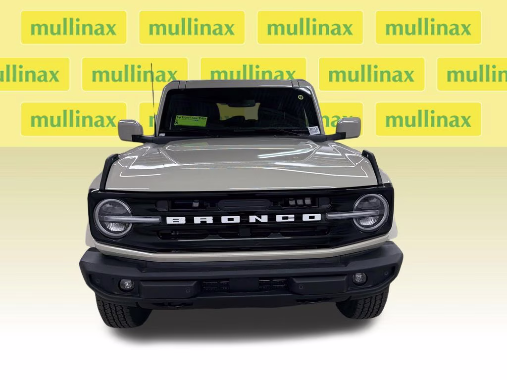 2026 Beige Ford Bronco Outer Banks 4X4 SUV