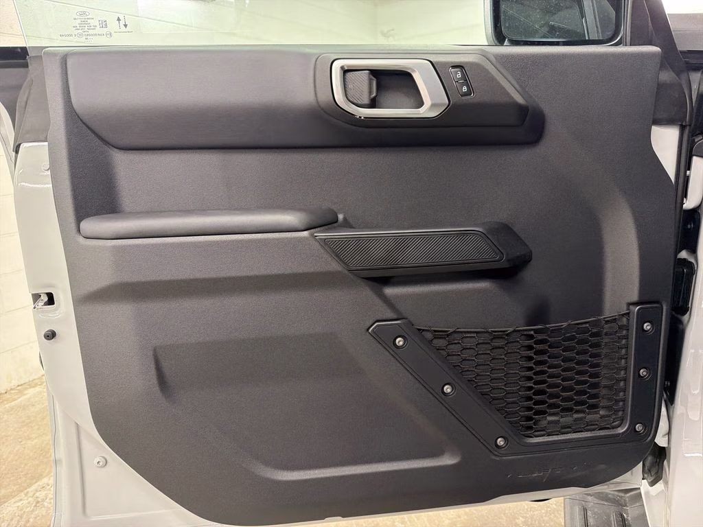 2026 AVALANCHE GRAY Ford Bronco Outer Banks 4X4 SUV