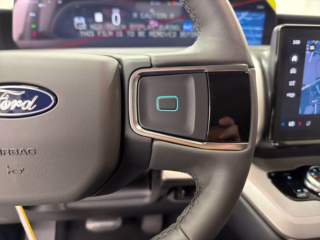 2026 GLACIER GRAY TRI-COAT Ford Expedition Active RWD SUV
