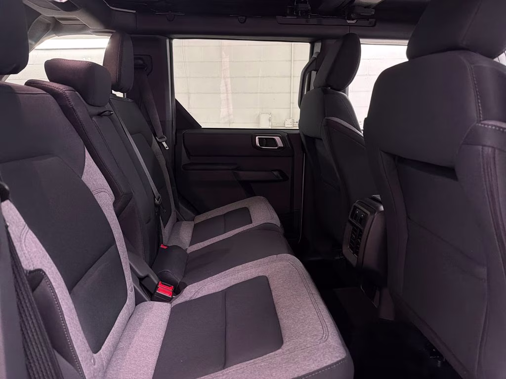 2026 AVALANCHE GRAY Ford Bronco Big Bend 4X4 SUV