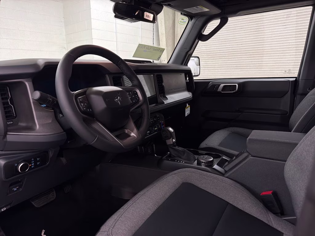 2026 AVALANCHE GRAY Ford Bronco Big Bend 4X4 SUV