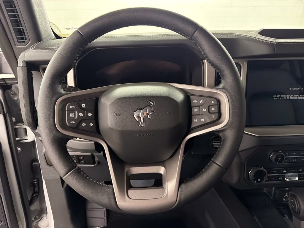 2026 AVALANCHE GRAY Ford Bronco Outer Banks 4X4 SUV