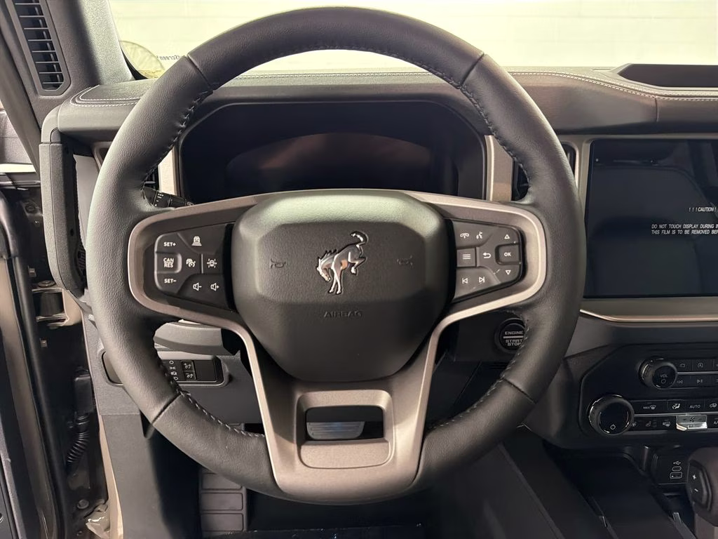 2026 MARSH GRAY Ford Bronco Outer Banks 4X4 SUV