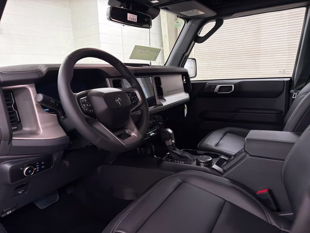 2026 MARSH GRAY Ford Bronco Outer Banks 4X4 SUV