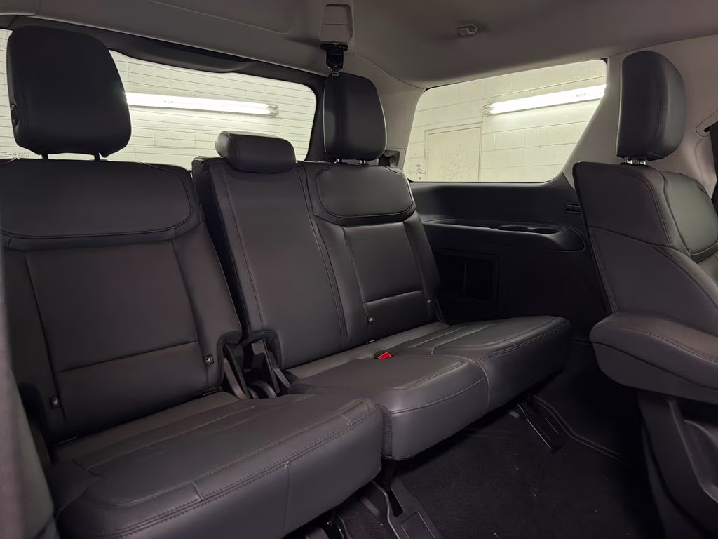 2026 GLACIER GRAY TRI-COAT Ford Expedition Active RWD SUV