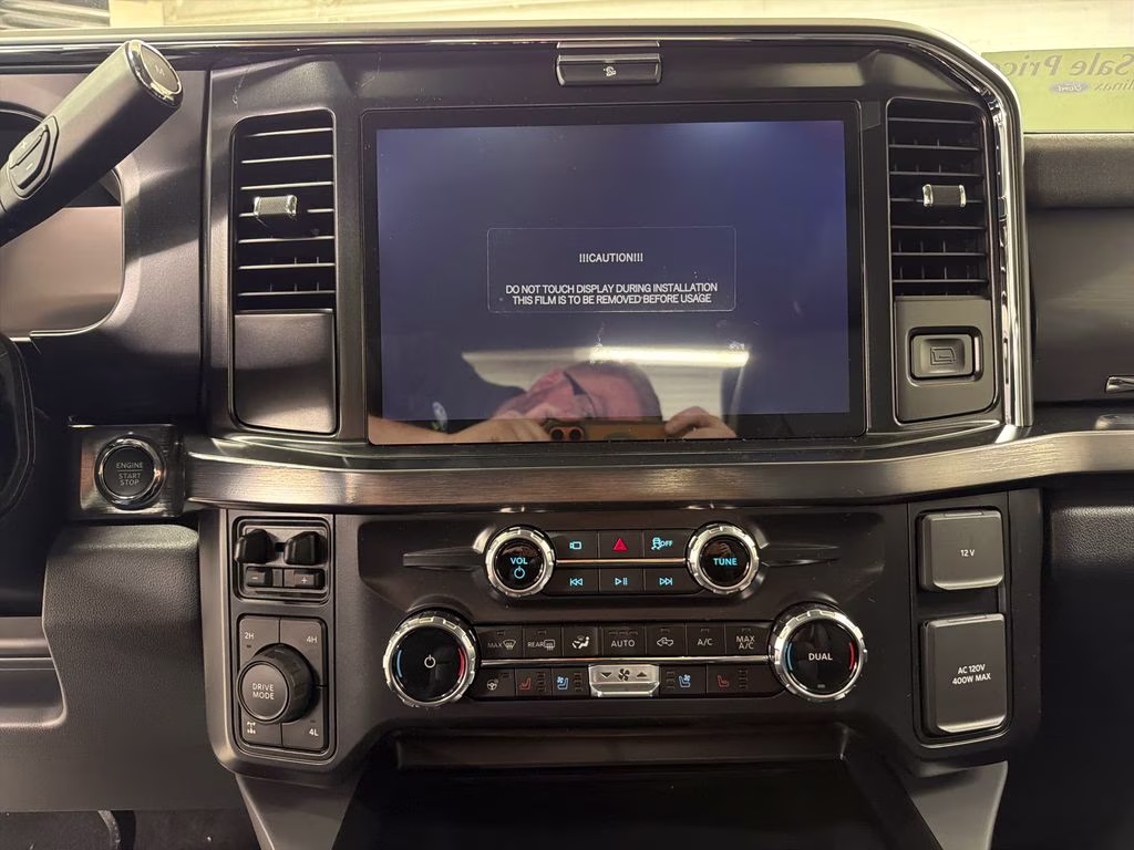 2026 AVALANCHE Ford Super Duty F-250 SRW Lariat 4X4 Truck