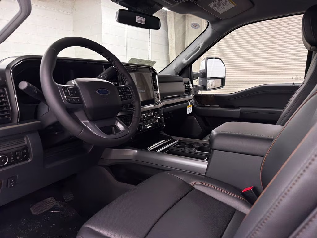 2026 AVALANCHE Ford Super Duty F-250 SRW Lariat 4X4 Truck