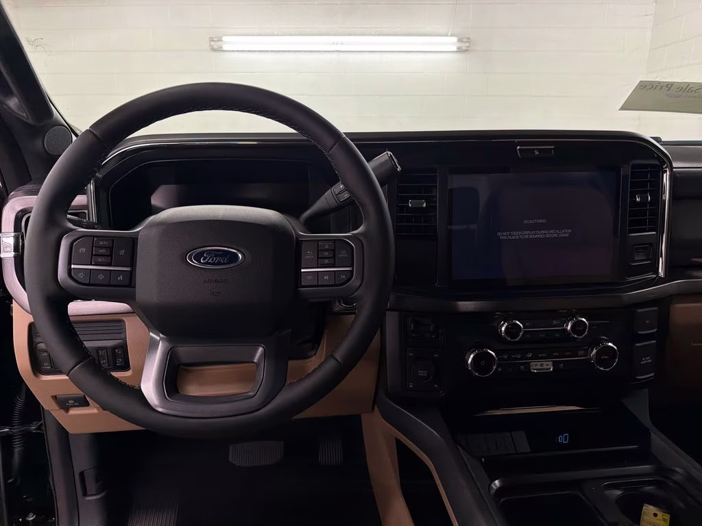 2026 AGATE BLACK Ford Super Duty F-250 SRW Lariat 4X4 Truck