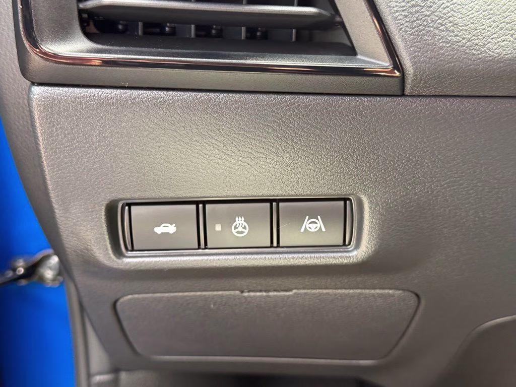2026 Bluestone Pearl/Super Blk Nissan Sentra SR FWD Sedan