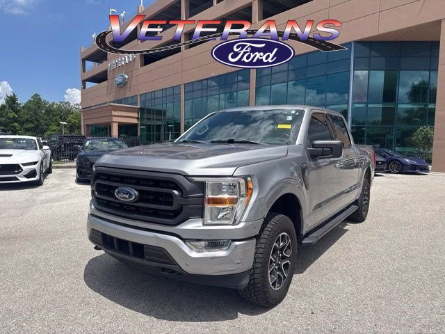 2021 Iconic Silver Metallic Ford F-150 XLT Crew Cab Pickup 4X4 Truck